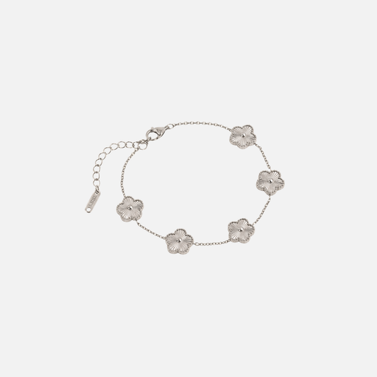 Trèfle Bracelet Silver & Pearl by Vaurie Paris, silver chain bracelet with five-leaf clover charms